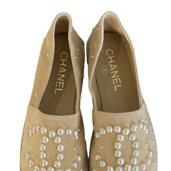 CHANEL Pre-owned Espadrilles In Beige - Picture 2 of 2